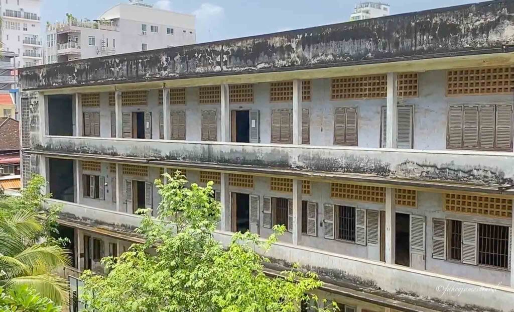 s21 prison is easily the best thing to do in cambodia