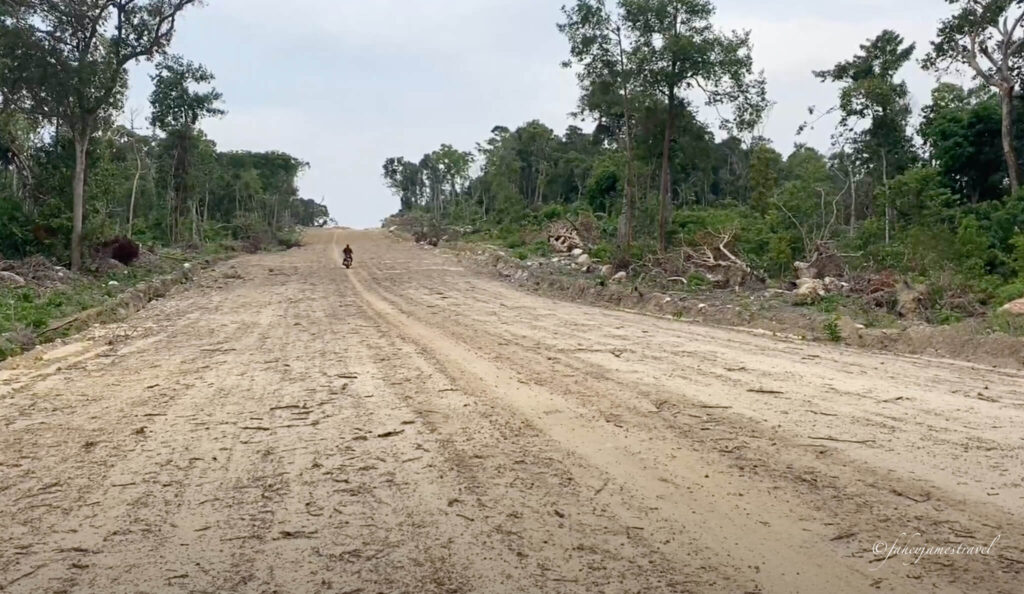 roads on koh rong samloem 