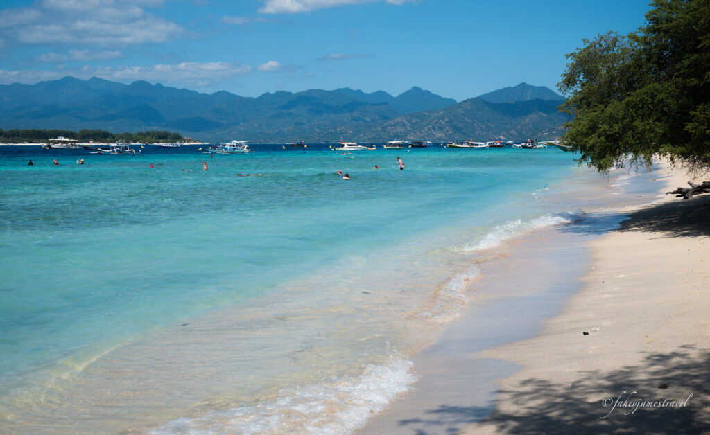 a clean beach on gili t highlights the islands cleanliness 