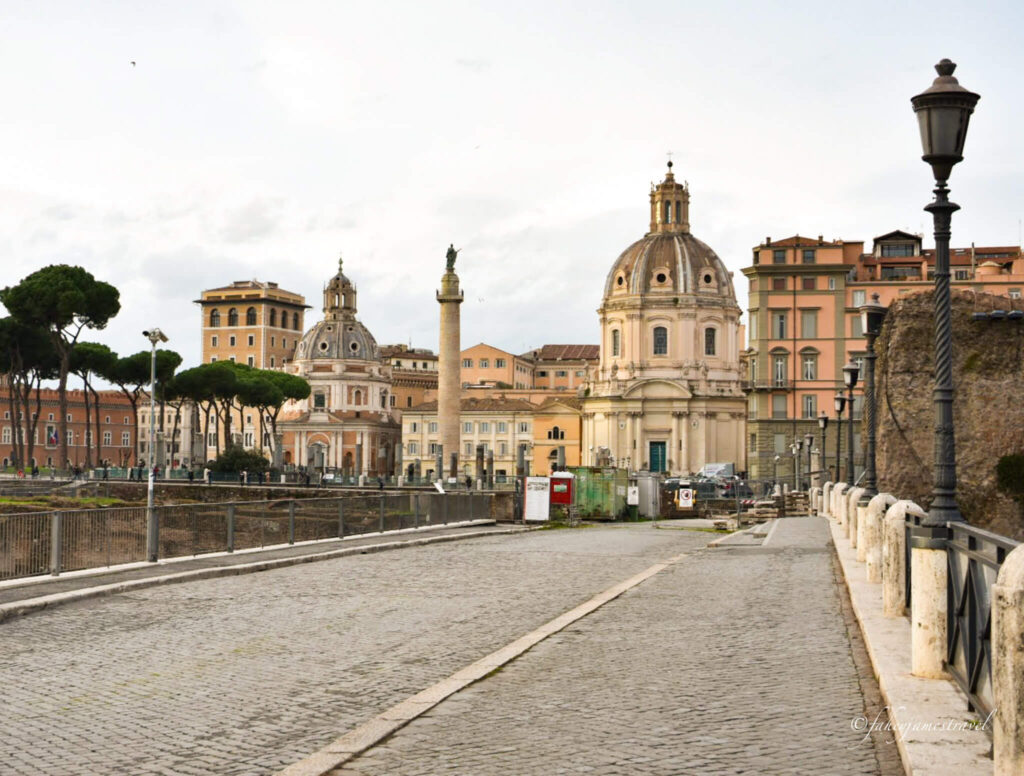 the streets of rome have few people or cars 