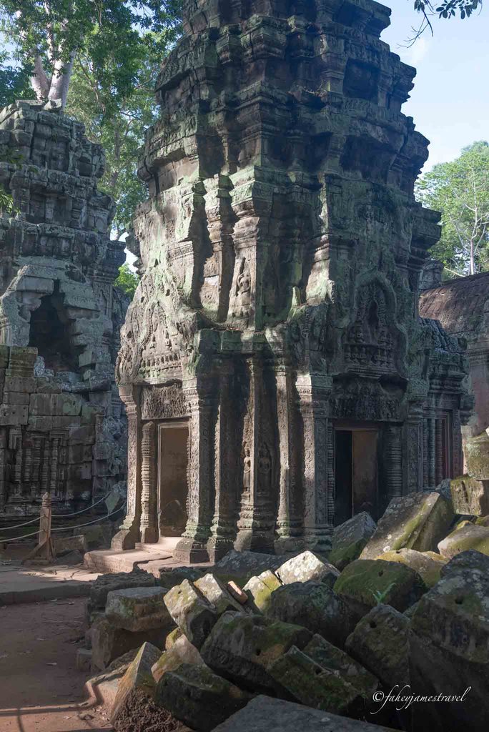 sunshines on the tomb raider temple